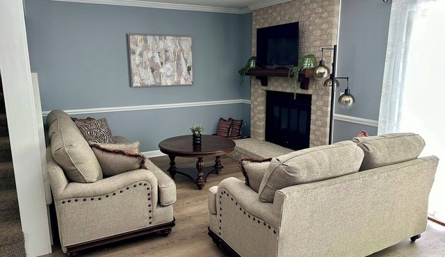 Totally Renovated Greenville Townhome - Pirate Fans & Monthly Renters Welcome!