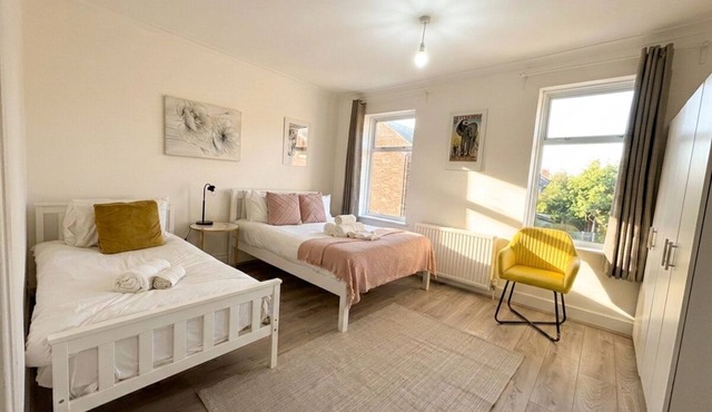 Tottenham Urban Oasis 2br Entire Home Near Tottenham Stadium