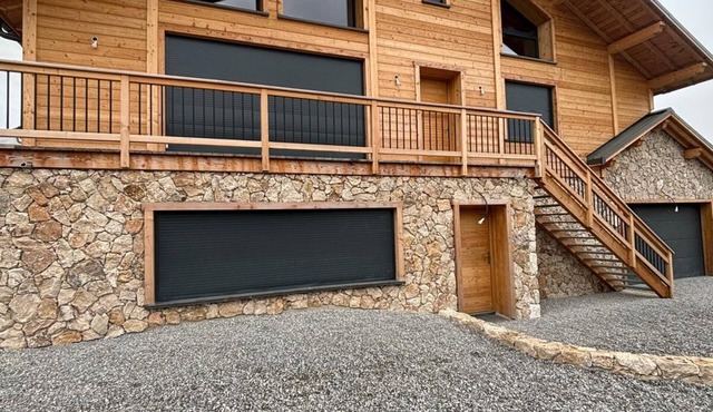 Toubkal luxury chalet with swimming pool in La Joue du Loup