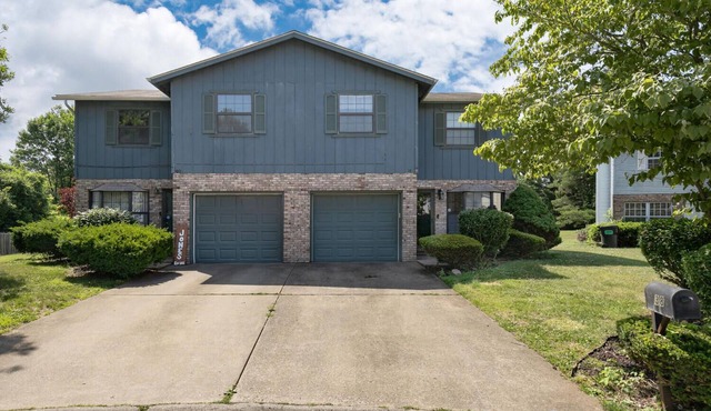 Touch of Class 3-bedroom townhome in Belleville King Bedroom.
