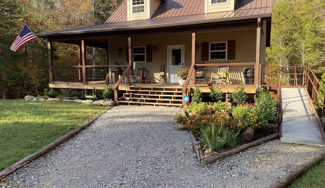 Touch of Heaven. Family friendly, Fishing, Nature galore! Maximum 6 guests.
