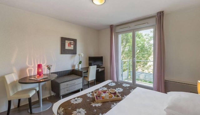 Toulouse's urban refuge - former appartcity