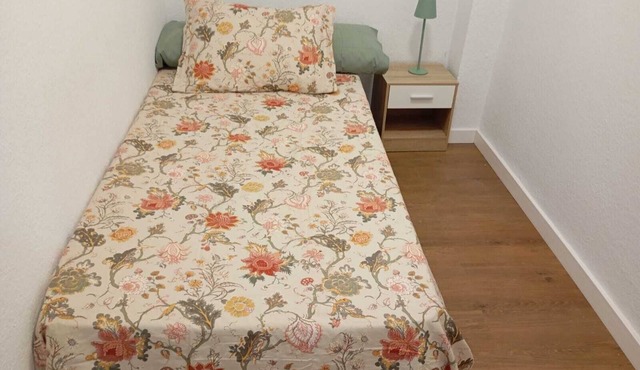 Tourist apartment in Simat de la Valldigna, Well equipped, 15 min from the beach