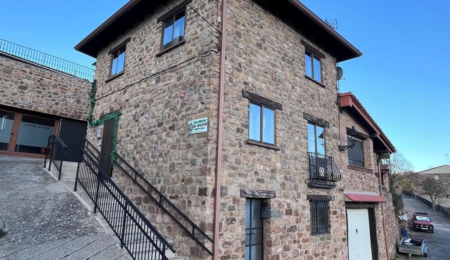 Tourist house Los Chaleco in Lumbreras with private terrace.