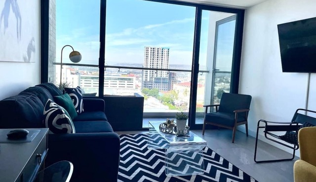 - Touristic Area 1 BR Avenida Revolucion