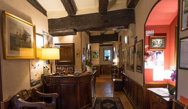 Tout à Côté 3.4km Le zoo de L.f. Manoir de Ville Avec ses Poutres de Charmes