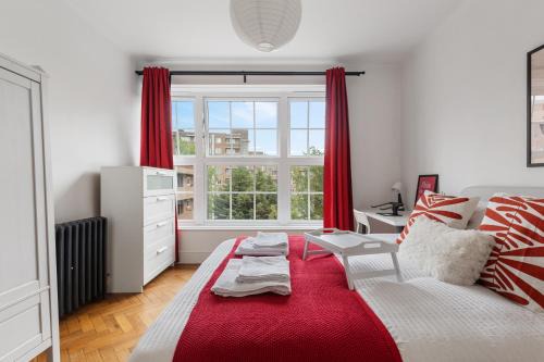 Tower Bridge Hideaway - Whitechapel