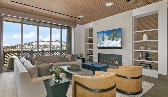 Tower Club Residences - Three Bedroom Deluxe #6