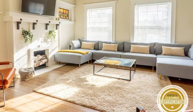 Tower Grove Park | 4BR Home + Garage/ABODEbucks