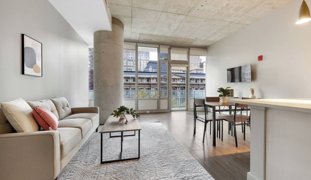 Towers at Opop 604 Spacios and Cozy 2 bd 1 b