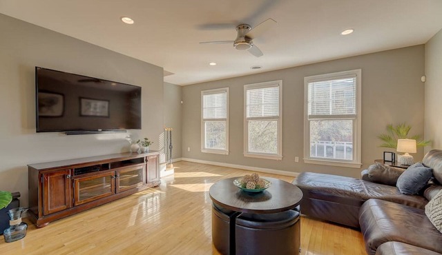 Town Center Executive Condo