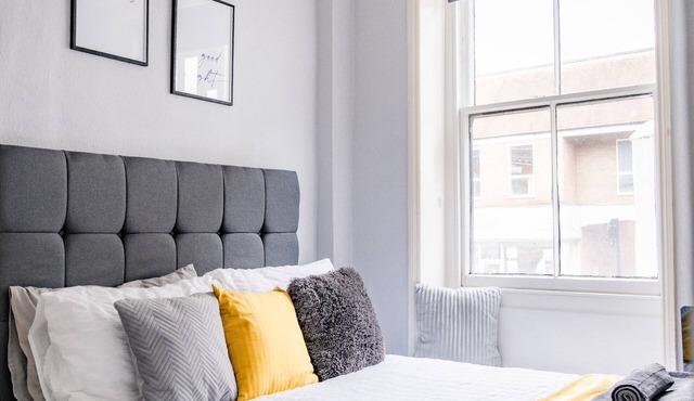 Town Centre Apartment | Sleeps 2-4 | Trendy | Modern | Ideal Getaway