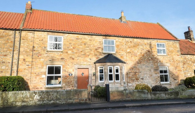 TOWN FARM, family friendly, luxury holiday cottage in Winston