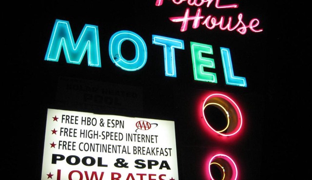 Town House Motel