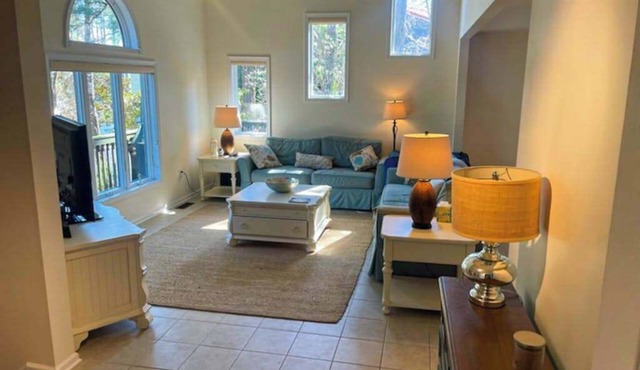 Town of South Bethany house w/patio, grill, close to beach & restaurants