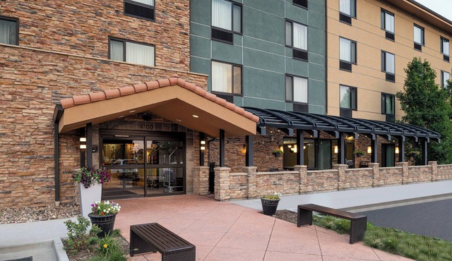 TownePlace Suites by Marriott Denver Airport at Gateway Park