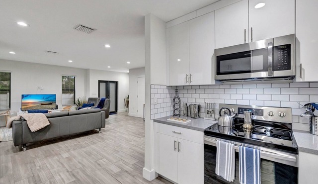 Townhome-10 mins to FTL Beach & Downtown
