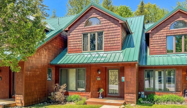 Townhome B3 - 4th Lake