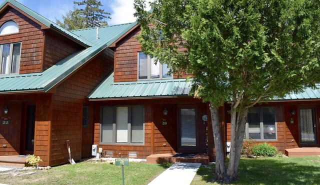 Townhome B4 - 4th Lake