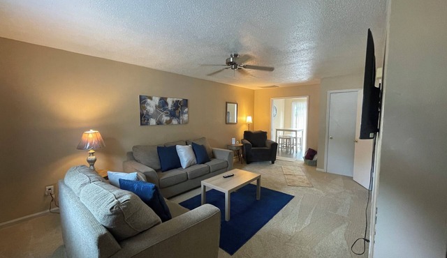 Townhome for Families & Business