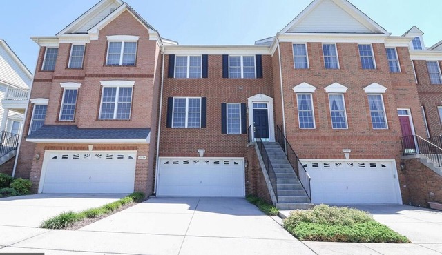 Townhome in quiet neighborhood