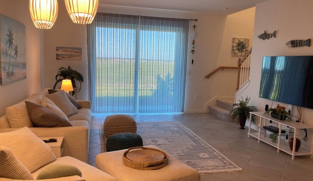 Townhome in Tuckers Cove @Babcock Ranch, large 1,879 sq.ft with a garage!