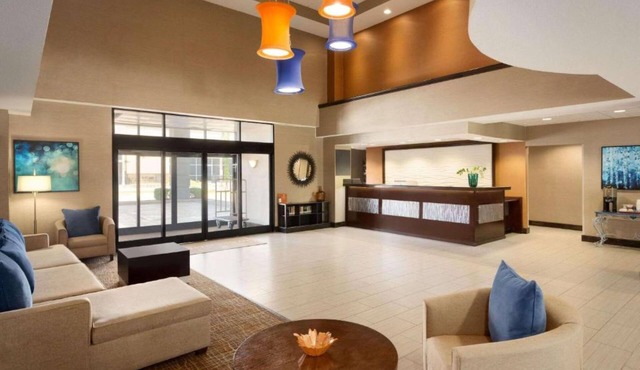 Townhome Inn And Suites