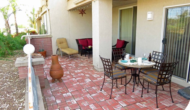 Townhome: Mountain View at Tucson National, Well-Priced Value