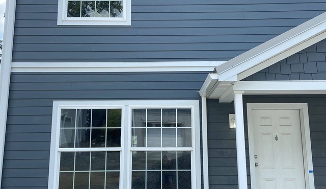 Townhome near Cheat Lake.Minutes to I-68 & approx 6 miles to WVU Stadium