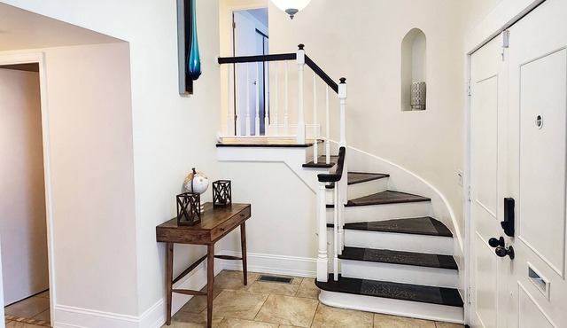 Townhome near Christian Hospital NE, Spanish Lake Park & STL Zoo WildCare Park
