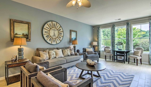 Townhome w/Amenities: 4 Miles to Bethany Beach!