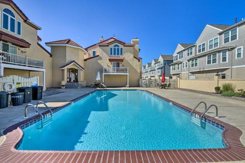 Townhome w/Balcony < 1 Mi to Wildwood Crest BCH!