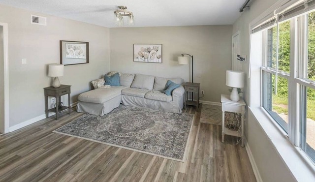 Townhomes Near the Bay - #8