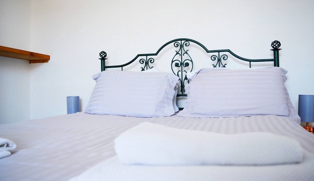 Townhouse - 2 Bedrooms - 1-6 guests