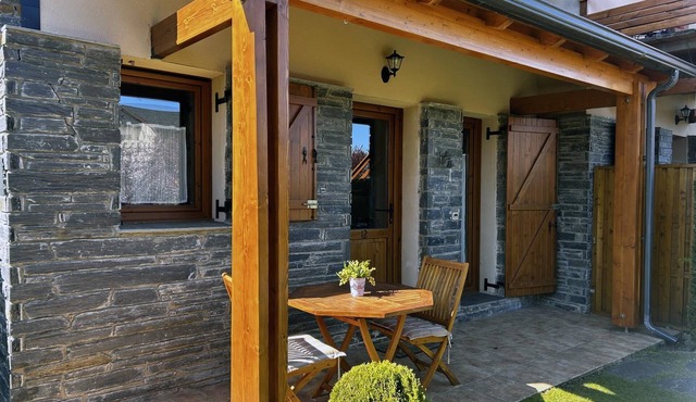 Townhouse 2 rooms, Great Garden, Fireplace, Views & Wi-Fi