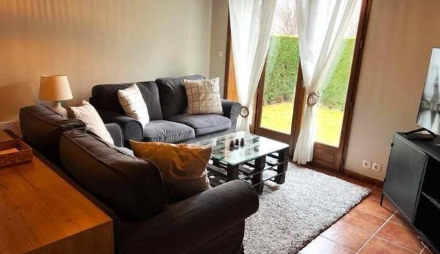 Townhouse 3 rooms Fireplace, Garden, BBQ, Views next to Llívia