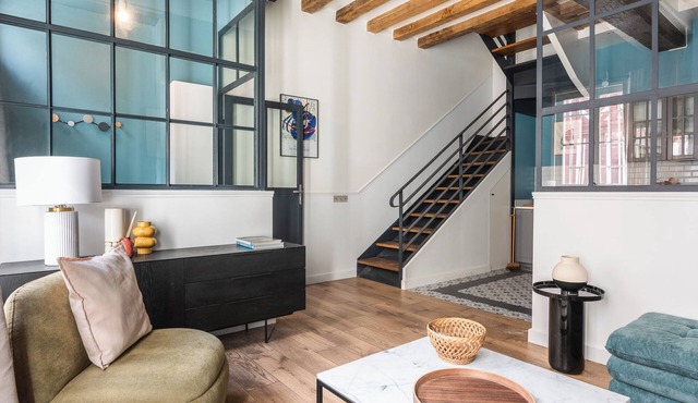 TOWNHOUSE 90 m2 FULL CENTER HOUDAN 5 MINUTES WALK FROM THE STATION