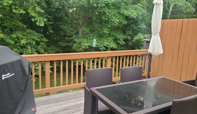 Townhouse centrally located between Annapolis and Baltimore