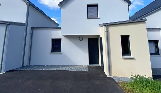 Townhouse, downtown, new