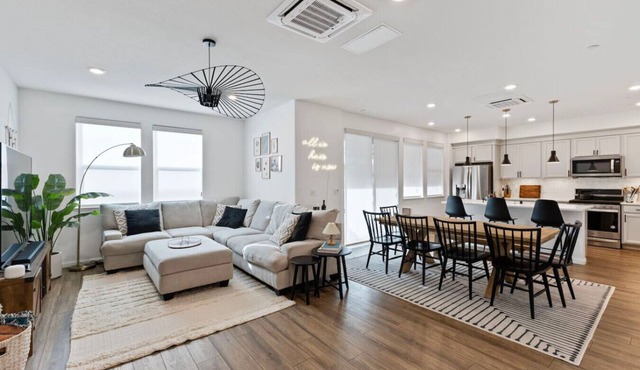 Townhouse in South San Jose 2 bed/2 bath