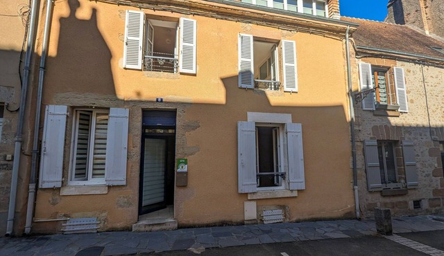Townhouse in the heart of La Châtre - 5 guests