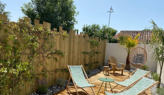 Townhouse "la petite rochelaise"