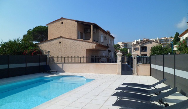 townhouse near the sea in mandelieu napoule *