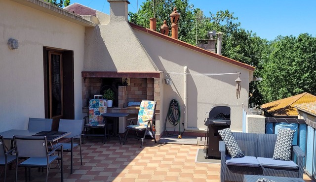 Townhouse near canal Midi with large terrace