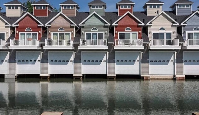 Townhouse on water with boathouse!