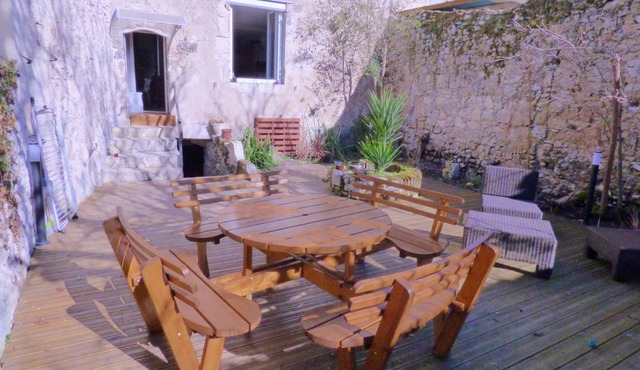 Townhouse with inner courtyard