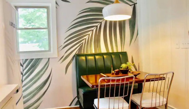 Townside Nook: 2-Blocks to Downtown Sparta