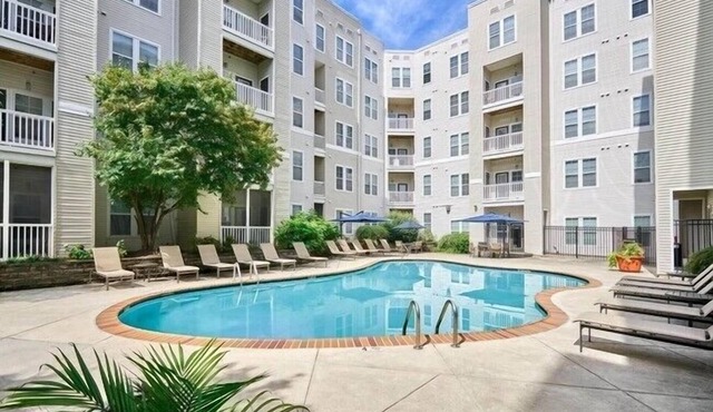 Towson Comfort: Entire 1-Bedroom Apartment with AC &WiFi