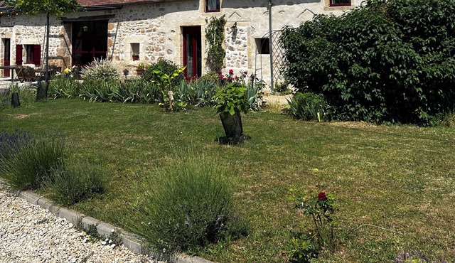 Très Belle Longère au Calme Absolu