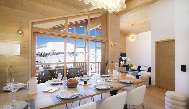 Très beau T4 au pied des pistes et près du centre